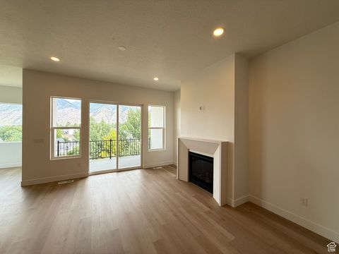 Tiny photo for 626 N LEGEND CIR #479, Mapleton, UT 84664 (MLS # 2110058)