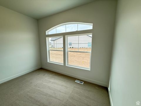 Tiny photo for 626 N LEGEND CIR #479, Mapleton, UT 84664 (MLS # 2110058)