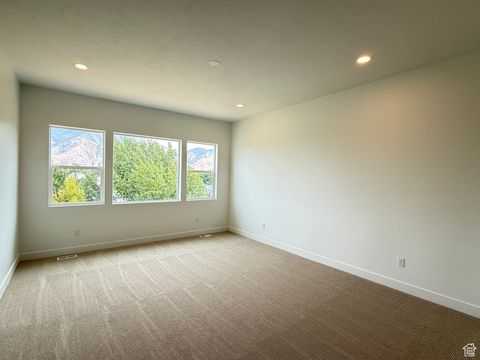 Tiny photo for 626 N LEGEND CIR #479, Mapleton, UT 84664 (MLS # 2110058)