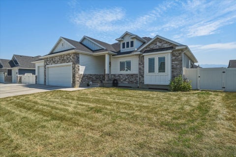 Tiny photo for 3556 S 5050 W, West Haven, UT 84401 (MLS # 2171801)