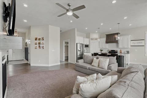 Tiny photo for 3556 S 5050 W, West Haven, UT 84401 (MLS # 2171801)
