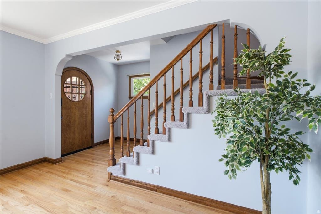 Photo of 1387 E EMERSON AVE S, Salt Lake City, UT 84105 (MLS # 2177038)