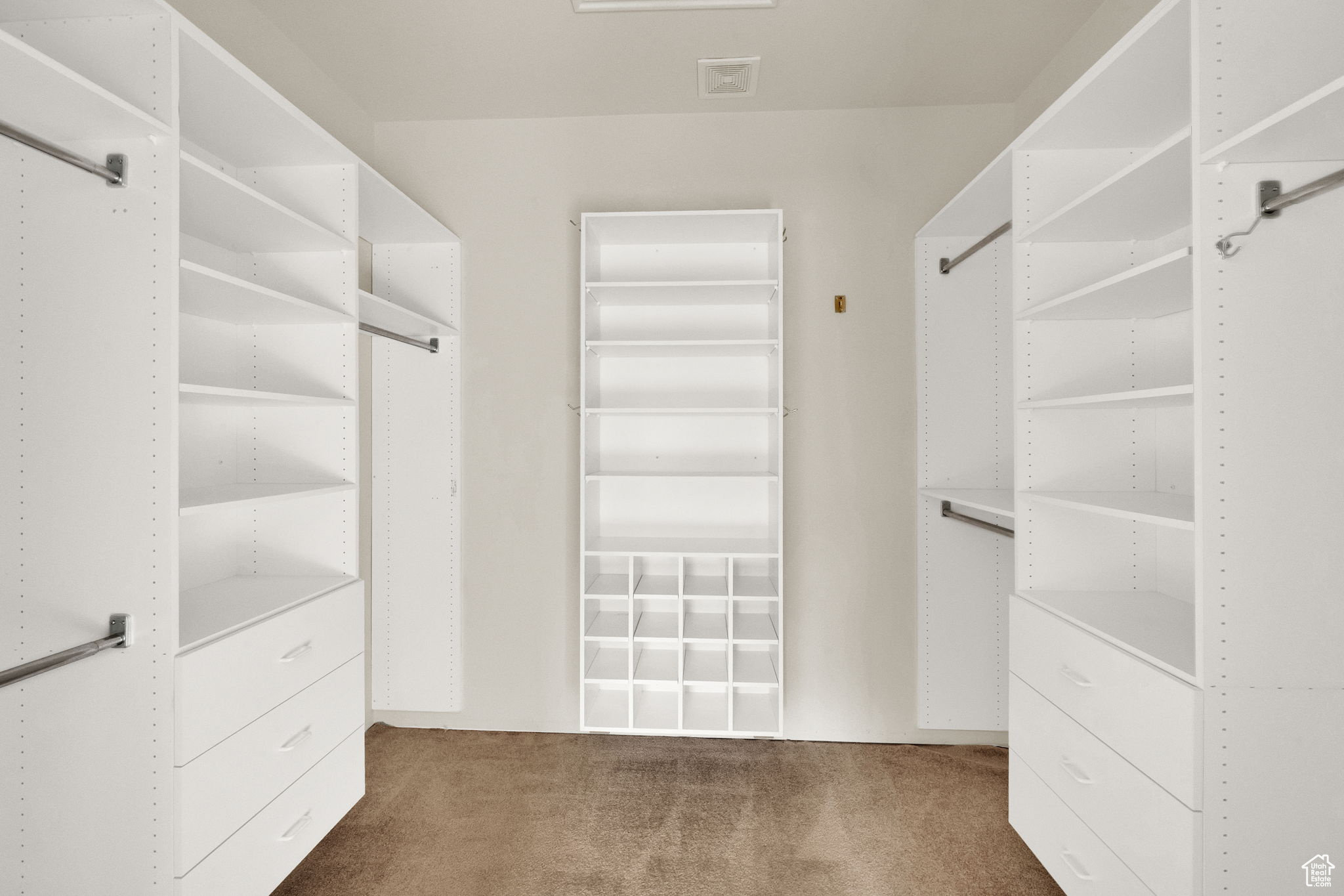 DEER HOLLOW - Residential