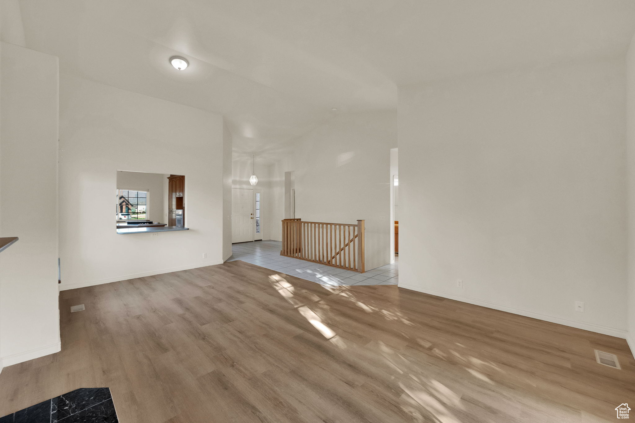 DEER HOLLOW - Residential