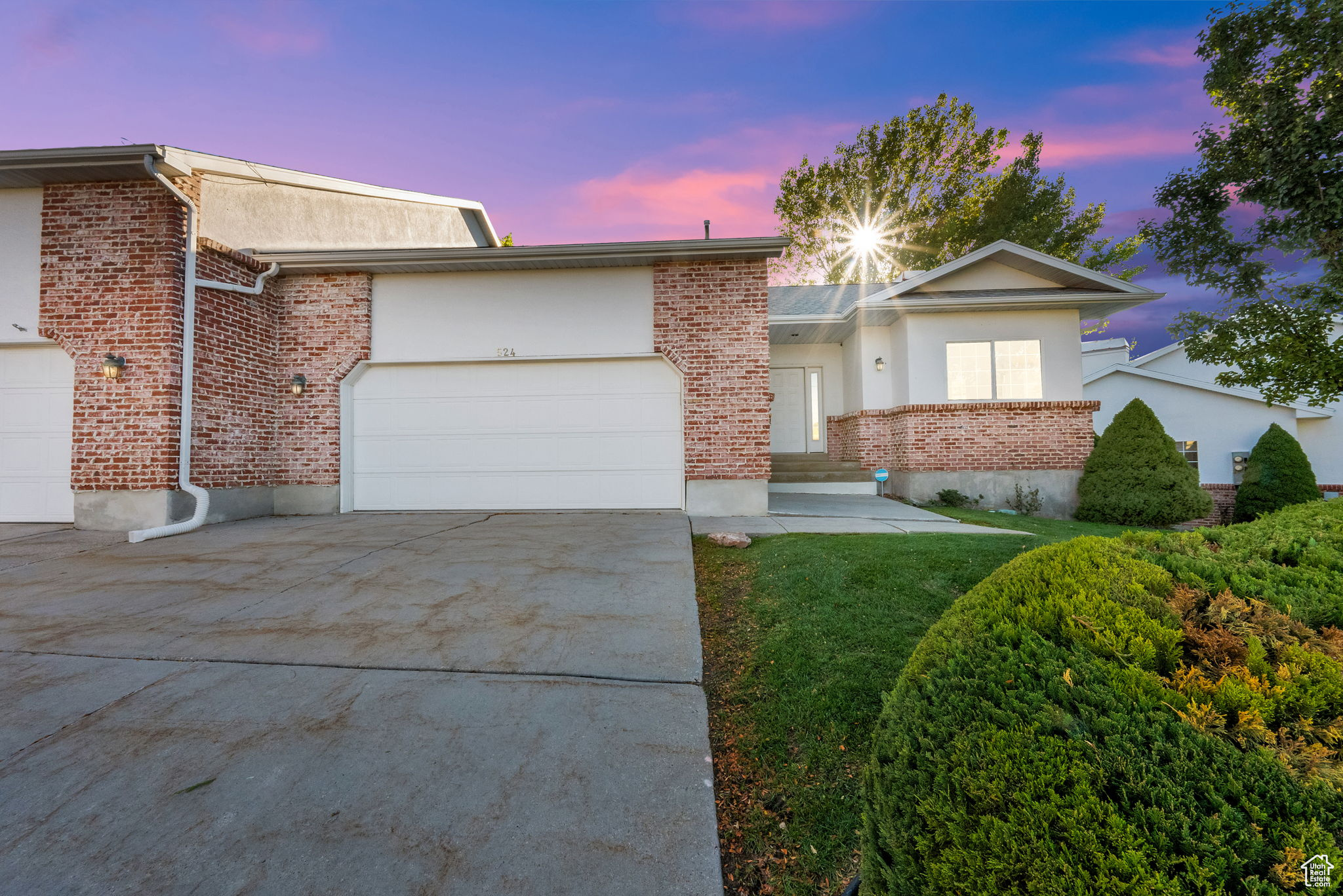 DEER HOLLOW - Residential