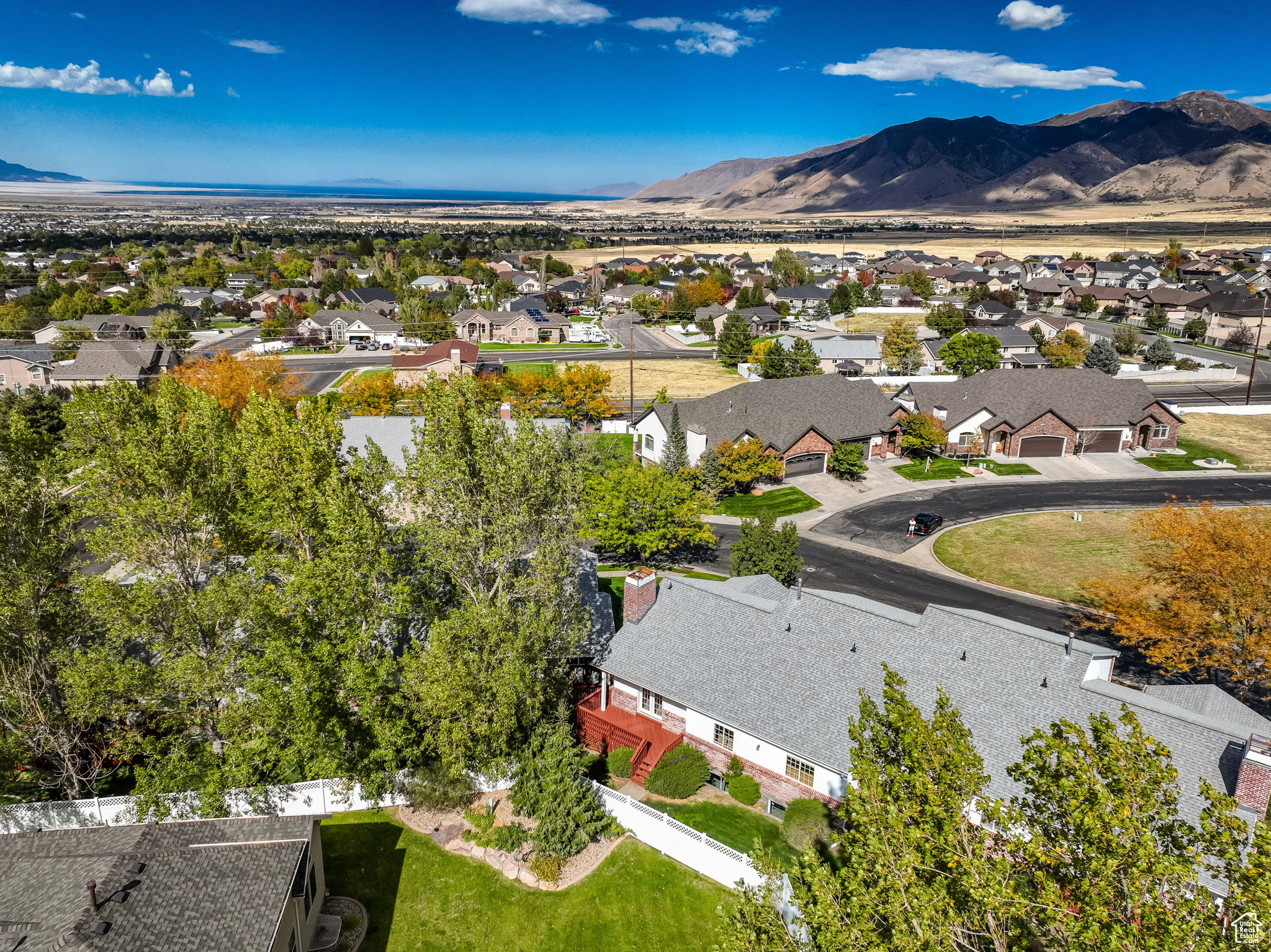 DEER HOLLOW - Residential