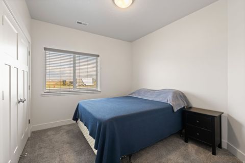 Tiny photo for 352 S 4350 W, Ogden, UT 84404 (MLS # 2134870)