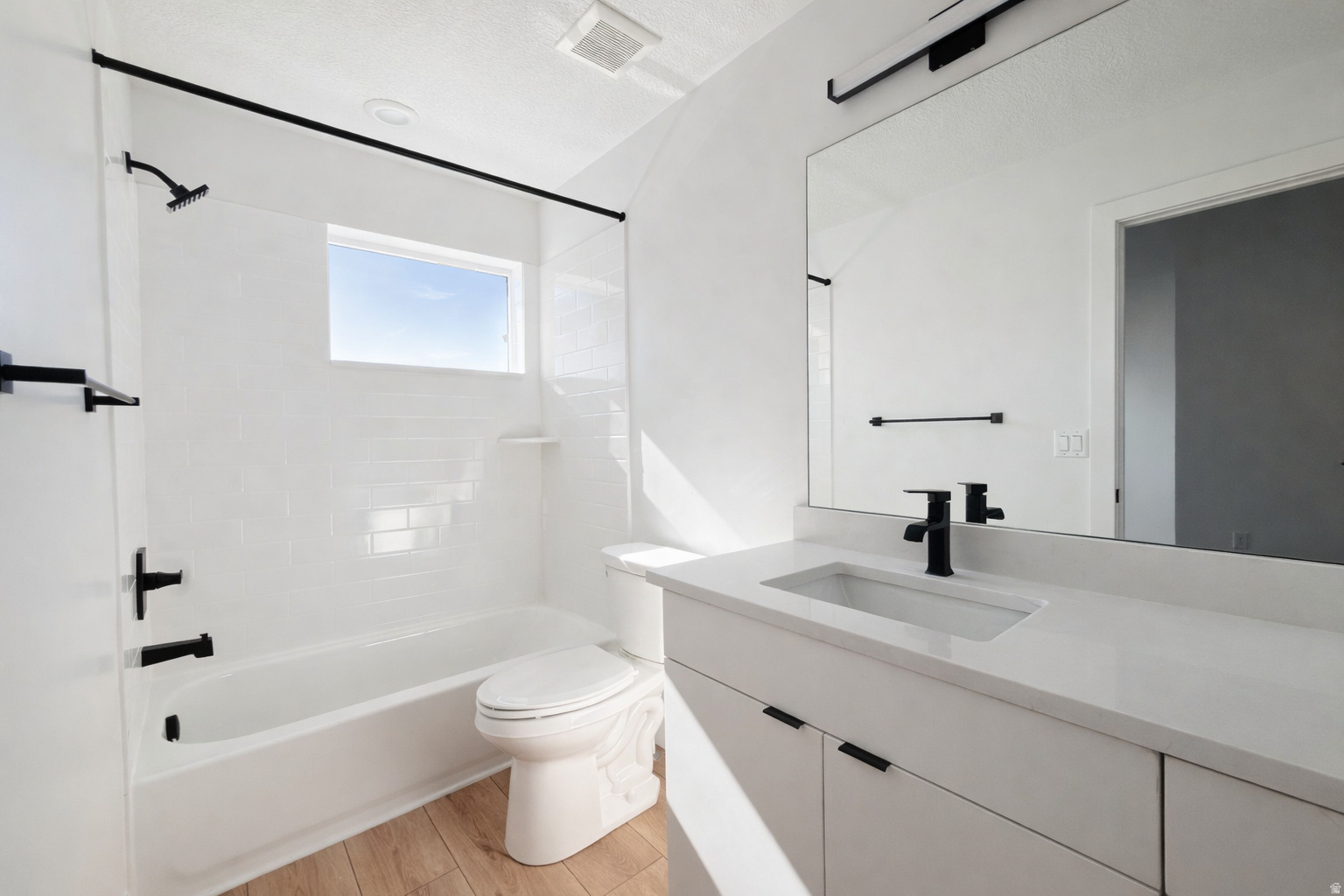 TRAILSIDE RESERVE - Residential