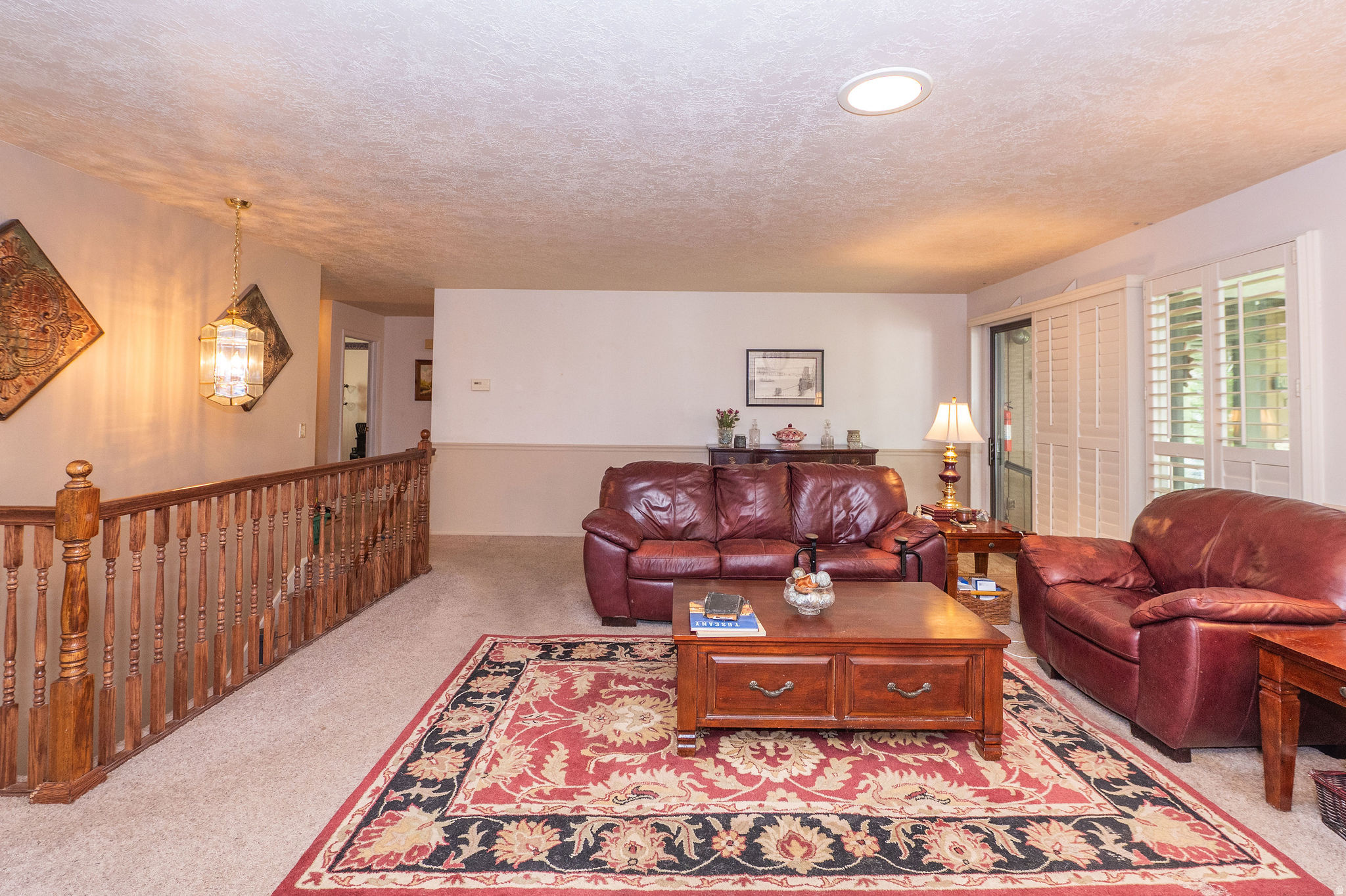 COUNTRY OAKS - Residential