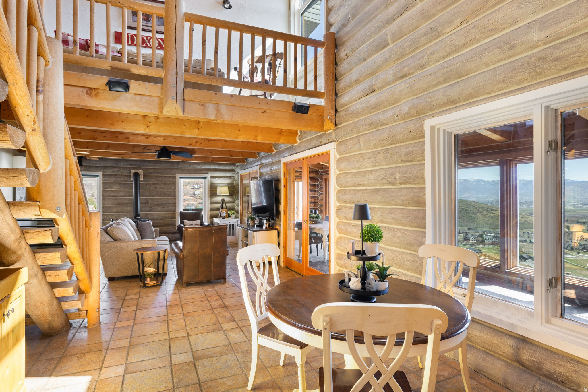 INTERLAKEN - Residential