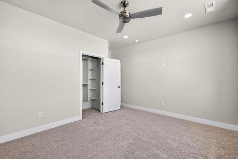 Tiny photo for 915 S 170 E, Ivins, UT 84738 (MLS # 2139182)