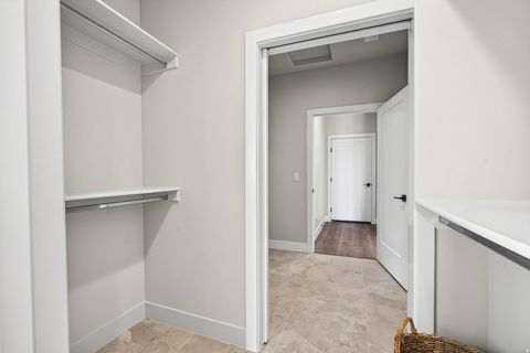 Tiny photo for 915 S 170 E, Ivins, UT 84738 (MLS # 2139182)