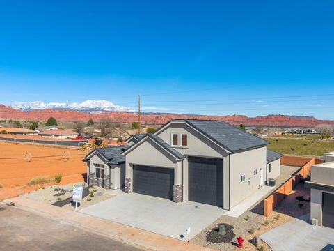 Tiny photo for 915 S 170 E, Ivins, UT 84738 (MLS # 2139182)