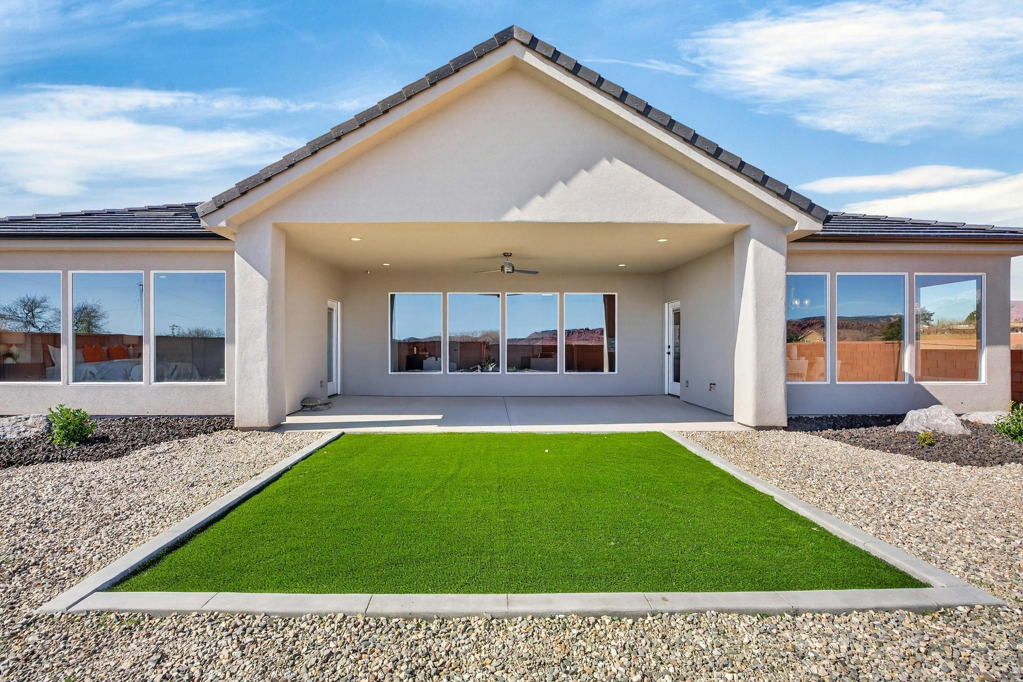 BLACK STONE - Residential