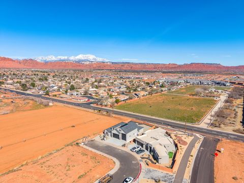 Tiny photo for 915 S 170 E, Ivins, UT 84738 (MLS # 2139182)
