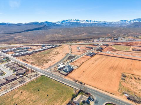 Tiny photo for 915 S 170 E, Ivins, UT 84738 (MLS # 2139182)