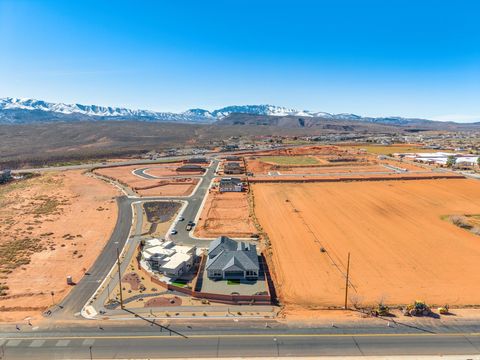 Tiny photo for 915 S 170 E, Ivins, UT 84738 (MLS # 2139182)