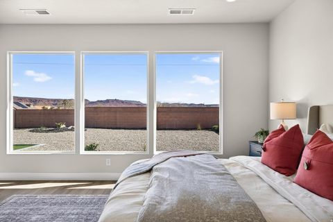 Tiny photo for 915 S 170 E, Ivins, UT 84738 (MLS # 2139182)