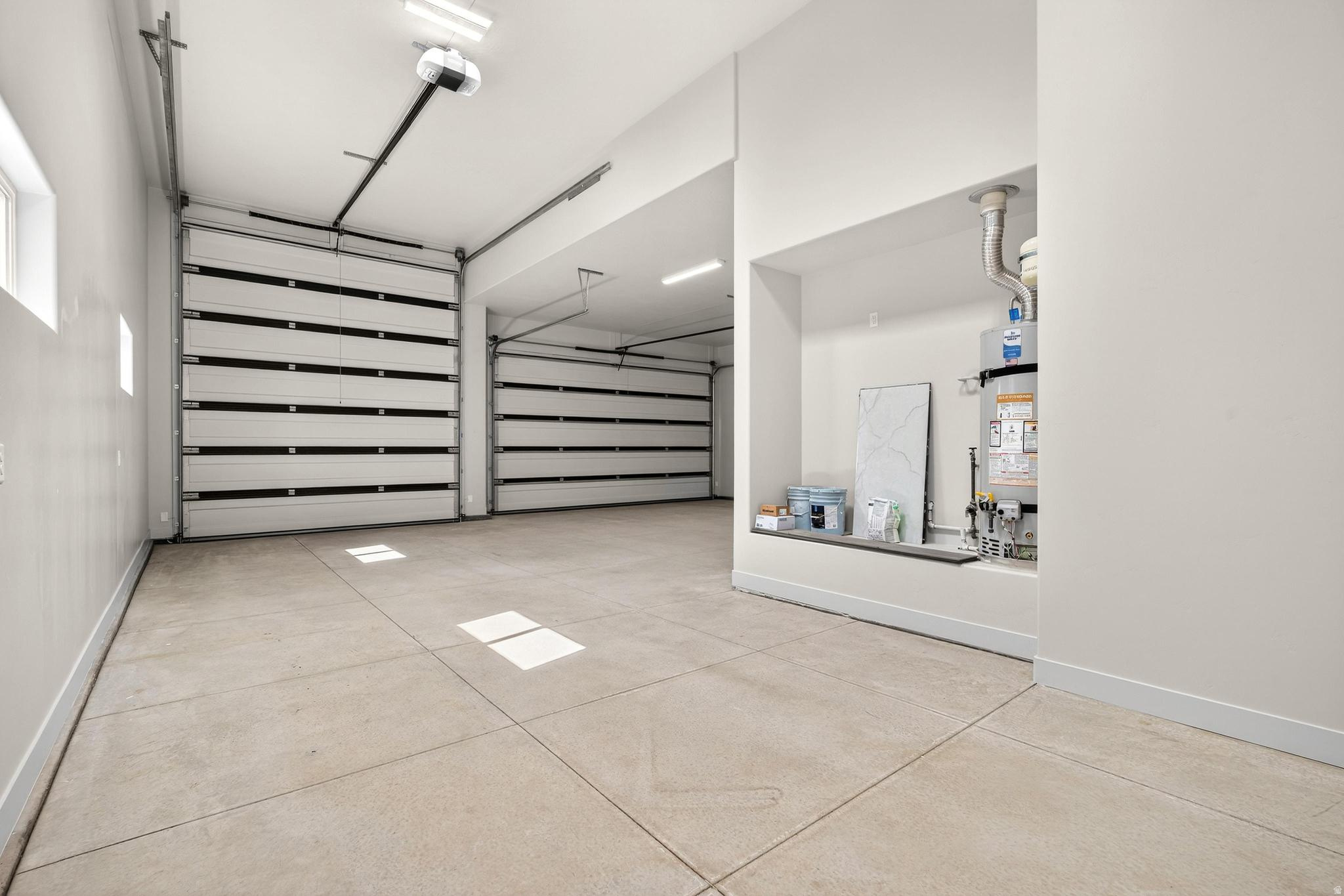 BLACK STONE - Residential