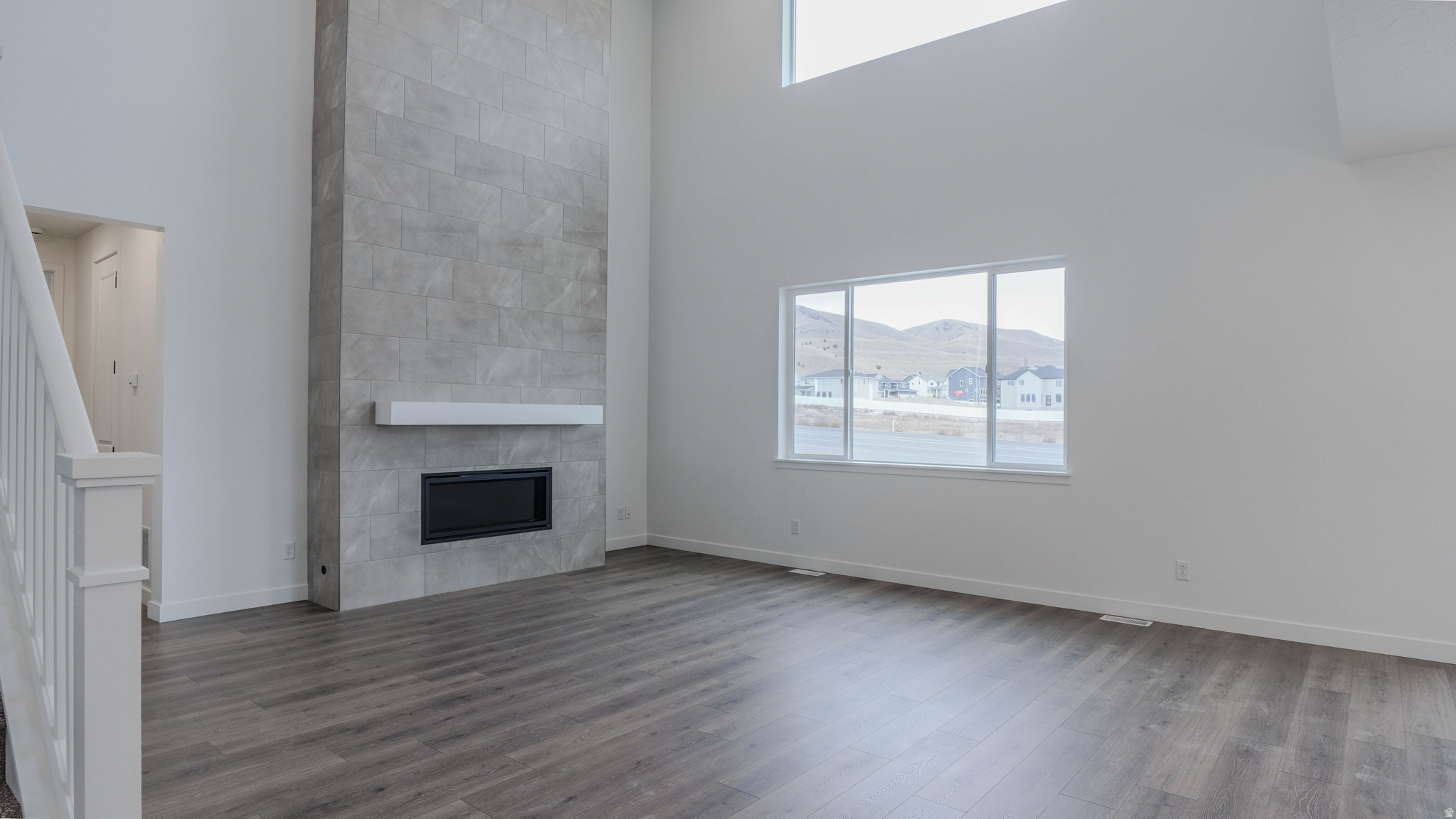 CANTON RIDGE - Residential