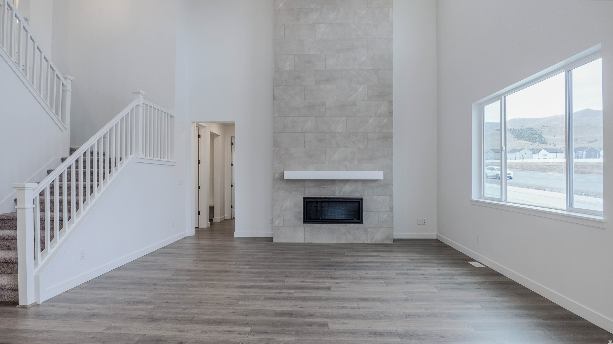 CANTON RIDGE - Residential