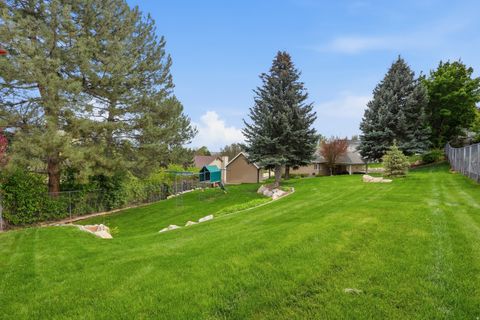 Tiny photo for 1052 E 5900 S, South Ogden, UT 84405 (MLS # 2152661)