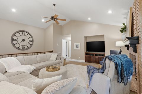 Tiny photo for 1052 E 5900 S, South Ogden, UT 84405 (MLS # 2152661)