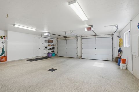 Tiny photo for 1052 E 5900 S, South Ogden, UT 84405 (MLS # 2152661)
