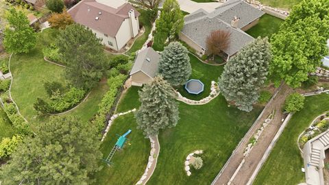 Tiny photo for 1052 E 5900 S, South Ogden, UT 84405 (MLS # 2152661)