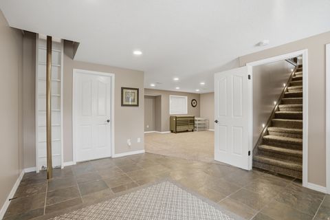 Tiny photo for 1052 E 5900 S, South Ogden, UT 84405 (MLS # 2152661)