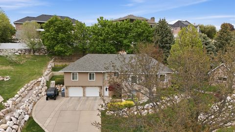 Tiny photo for 1052 E 5900 S, South Ogden, UT 84405 (MLS # 2152661)