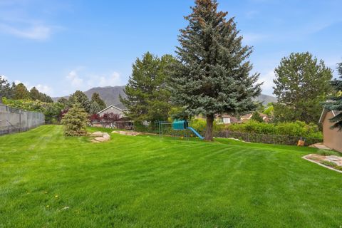 Tiny photo for 1052 E 5900 S, South Ogden, UT 84405 (MLS # 2152661)
