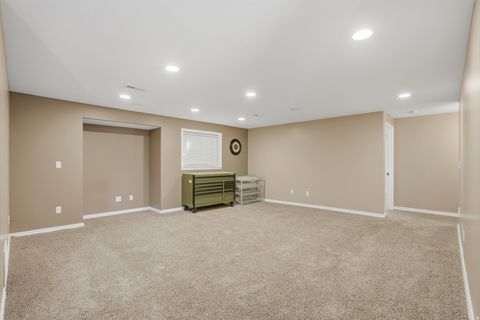 Tiny photo for 1052 E 5900 S, South Ogden, UT 84405 (MLS # 2152661)