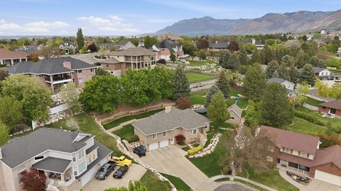 Tiny photo for 1052 E 5900 S, South Ogden, UT 84405 (MLS # 2152661)