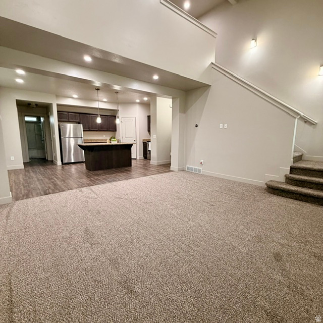 MARKETPLACE IN INDEN - Residential