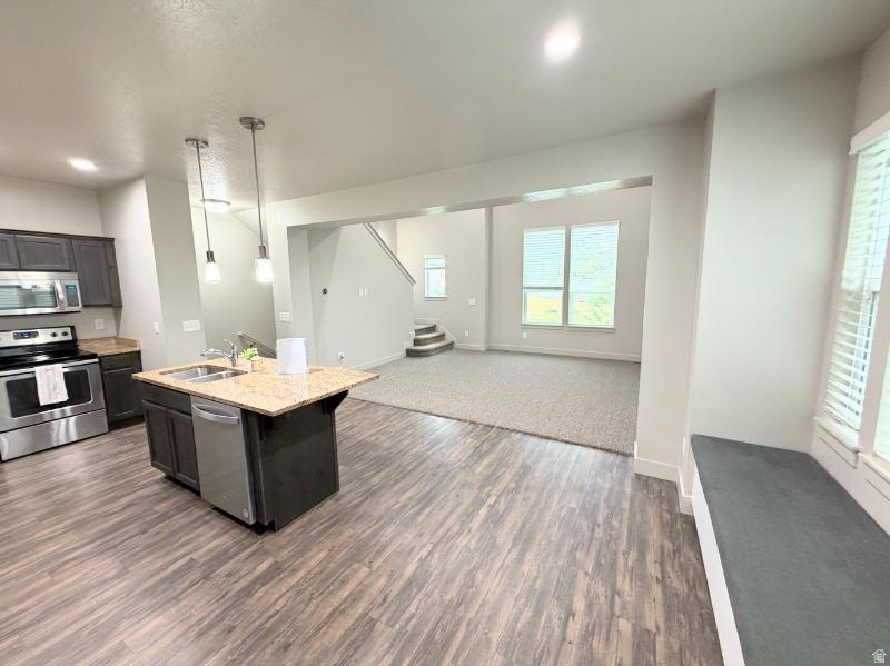 MARKETPLACE IN INDEN - Residential