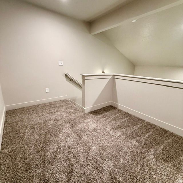 MARKETPLACE IN INDEN - Residential