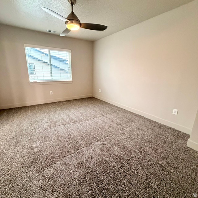 MARKETPLACE IN INDEN - Residential