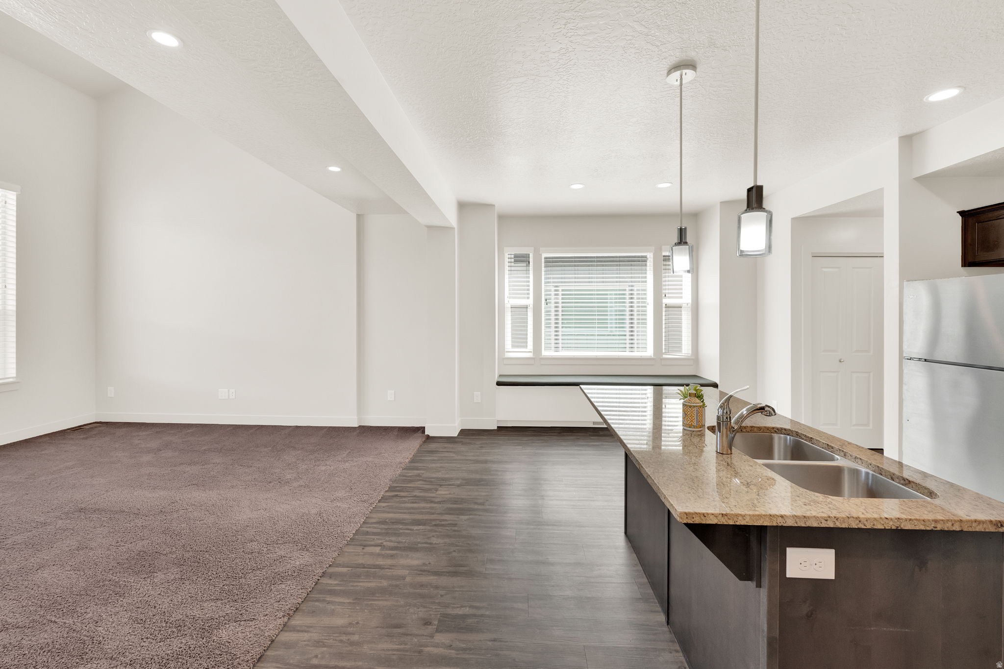 MARKETPLACE IN INDEN - Residential