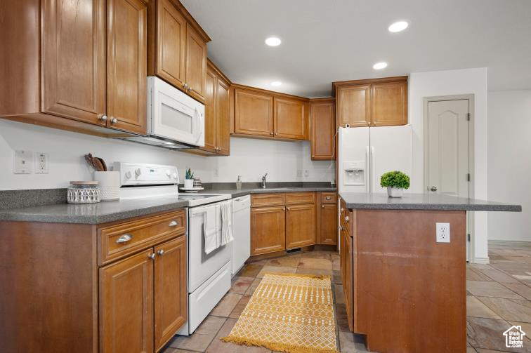 HIGHLAND HEIGHTS PUD - Residential Lease