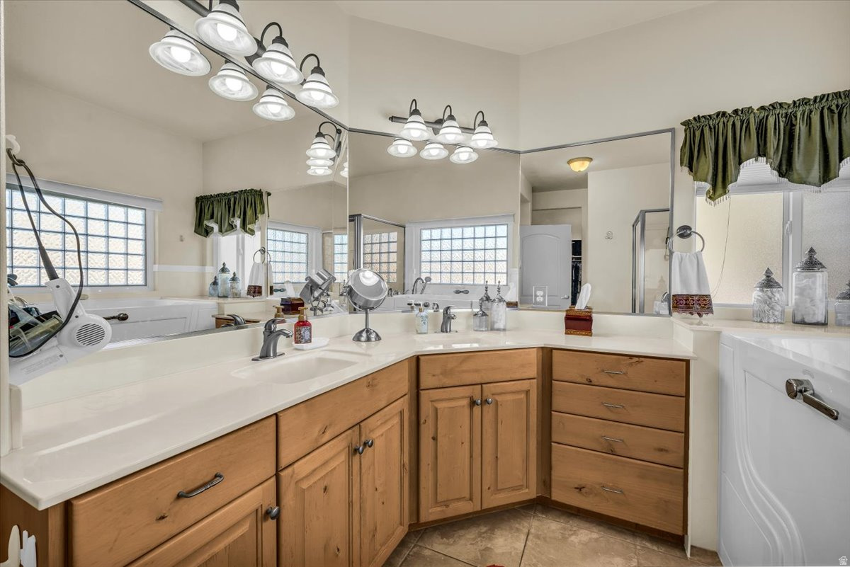 EMERALD SPRINGS TOWNHOMES - Residential