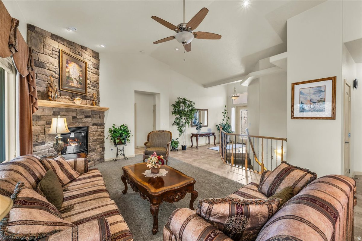 EMERALD SPRINGS TOWNHOMES - Residential