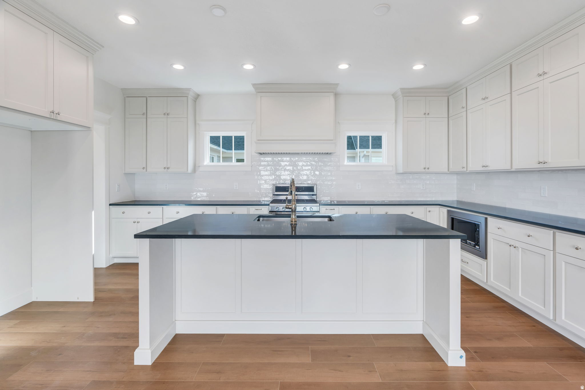 HOLDAWAY FIELDS - Residential