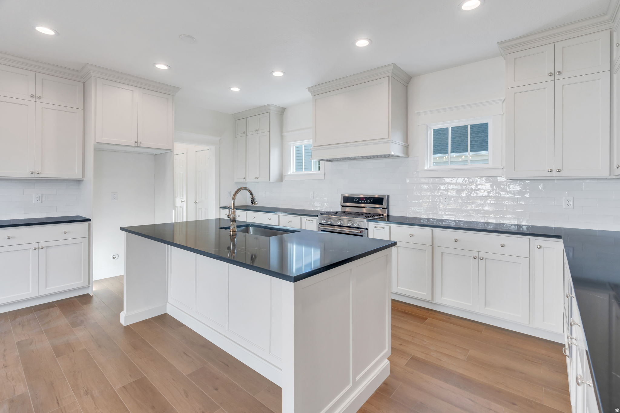 HOLDAWAY FIELDS - Residential