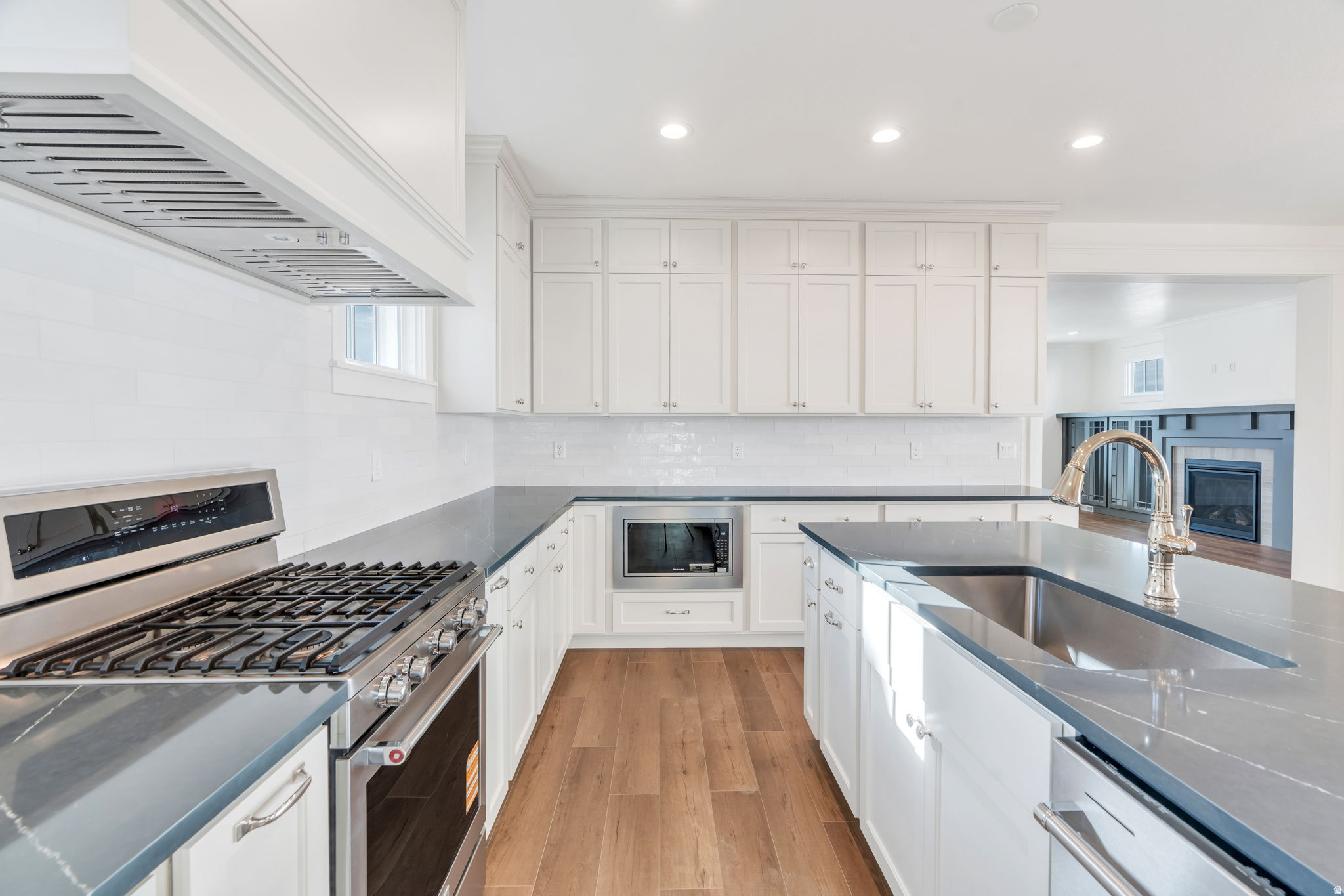 HOLDAWAY FIELDS - Residential