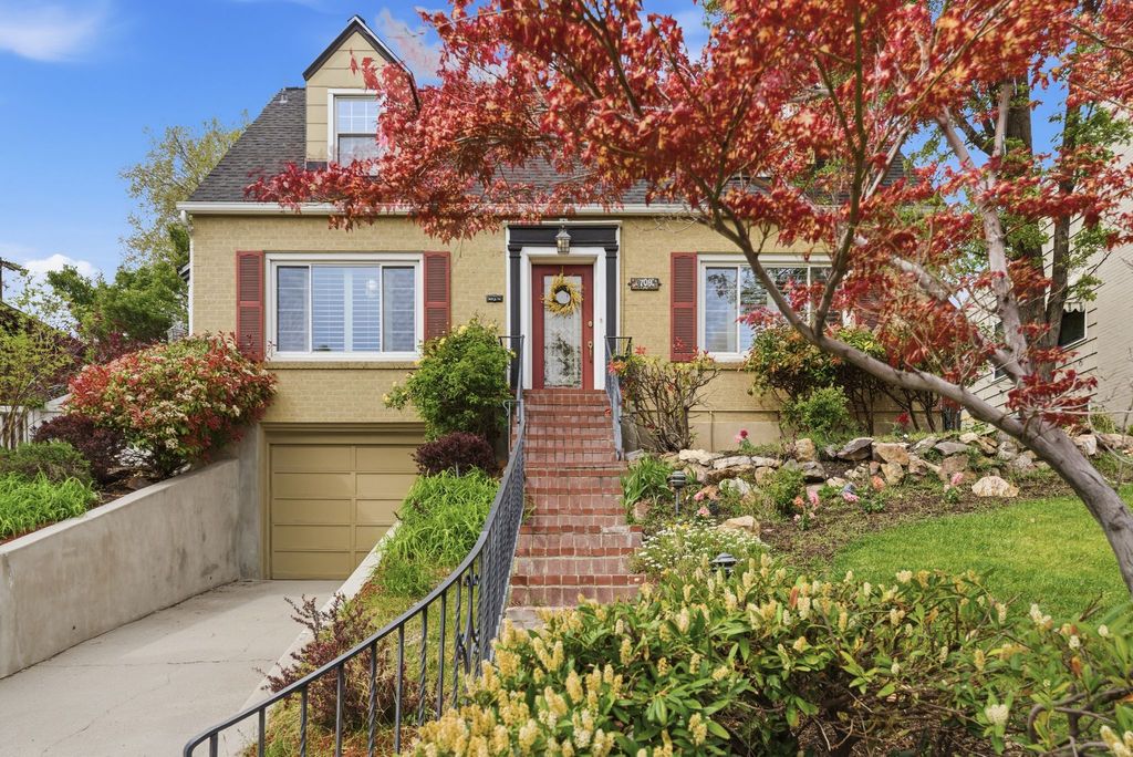 Photo of 709 E 11TH AVE N, Salt Lake City, UT 84103 (MLS # 2152716)