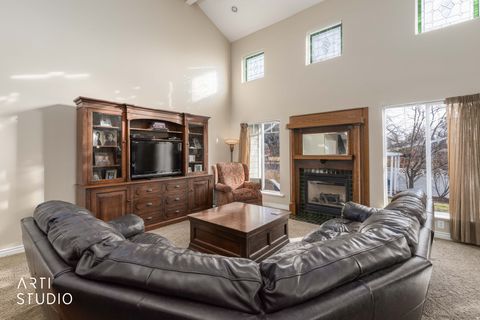 Tiny photo for 285 W CENTER ST, Kaysville, UT 84037 (MLS # 2133895)