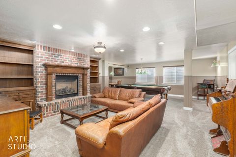 Tiny photo for 285 W CENTER ST, Kaysville, UT 84037 (MLS # 2133895)
