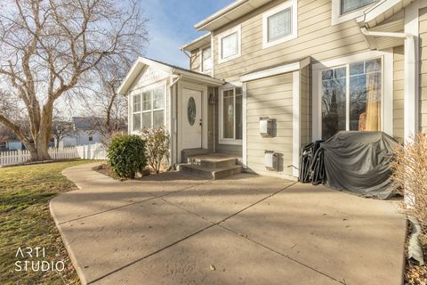 Tiny photo for 285 W CENTER ST, Kaysville, UT 84037 (MLS # 2133895)