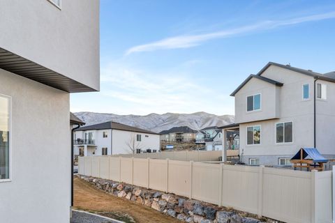 Tiny photo for 1537 S LUKAS LN, Saratoga Springs, UT 84045 (MLS # 2135001)